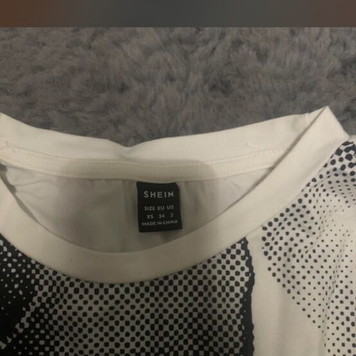 T-shirt Shein black and white long sleeve top like new, XS