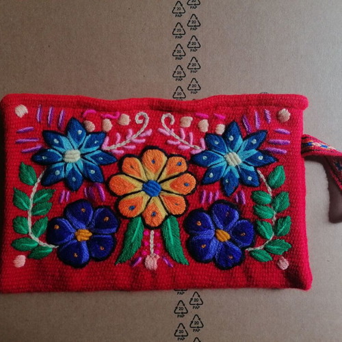 Handmade Peruvian toiletry bag new, woven and hand embroidered