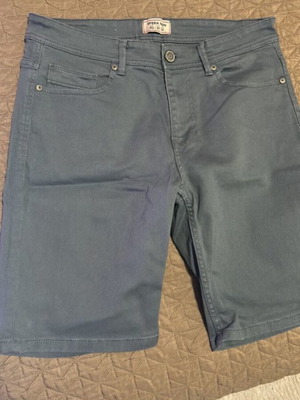 Sfera Men's Cotton Bermuda Shorts like new, gray and blue, size M