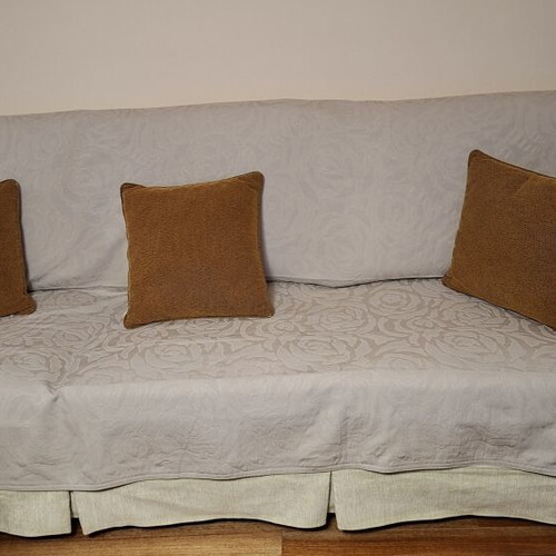 Sofa set like new, 1 three-seater and 2 single sofas