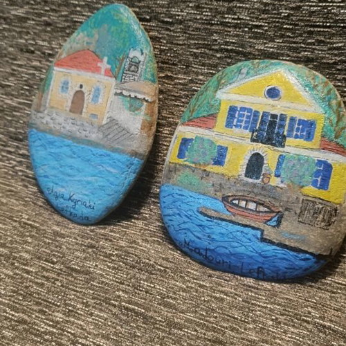 Painted stones new with images from Lefkada, set of 2