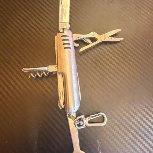 Multitool pocket knife like new