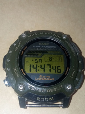 Casio DW-285 watch used, good condition