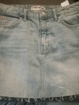 Tally Weijl women's denim skirt like new, size 38