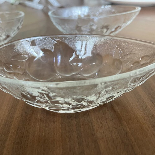 Vintage glass bowls avocado-shaped with embossed fruit designs, like new