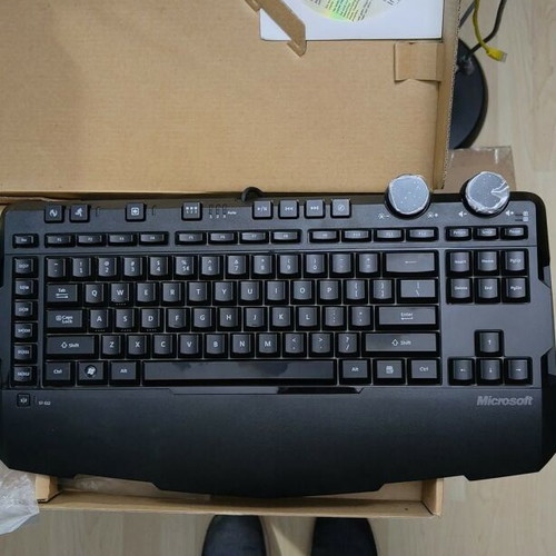 Microsoft Sidewinder X6 Keyboard model v1.0 new