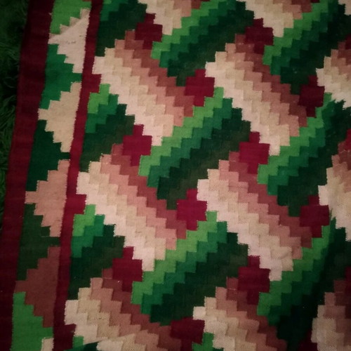 Vintage woven rug from the 60s like new, size 2.20x3.20