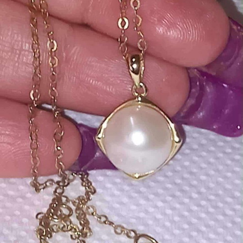 Necklace with large natural pearl and 925 gold-plated silver