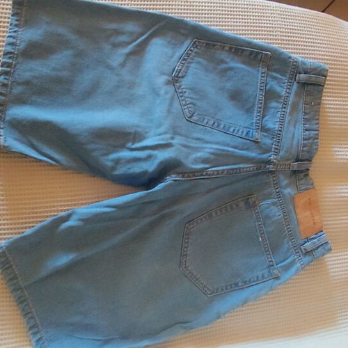 Pull & Bear men's denim shorts straight fit light blue like new