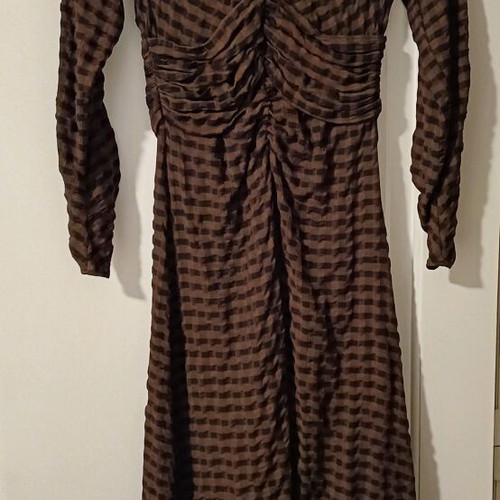 Zara dress like new with checkered pattern and pleats