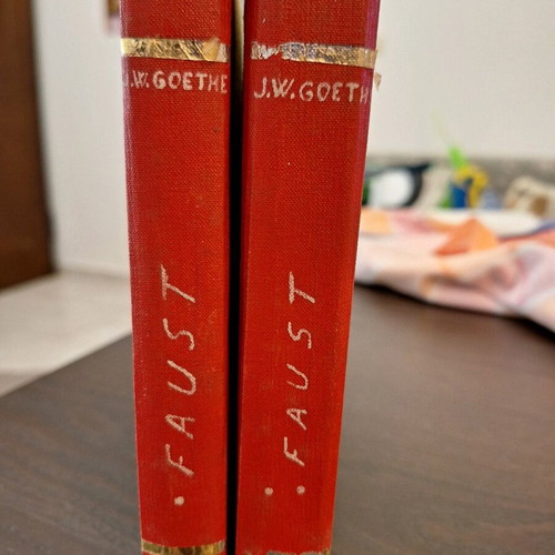 Faust two-volume foreign language book like new, 1968 edition