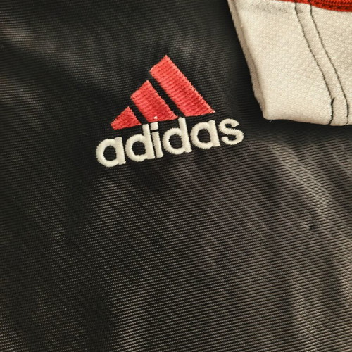 Adidas Vintage Jersey Large with The Brand with the Three Stripes Patch used