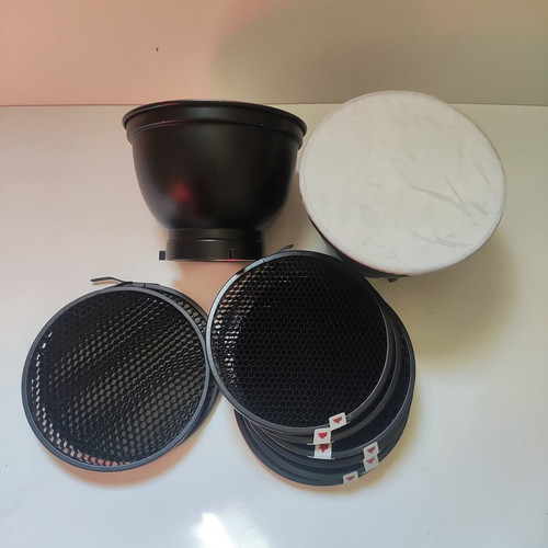 BD-04 Barndoor Kit with Honeycomb Grids and Color Filters