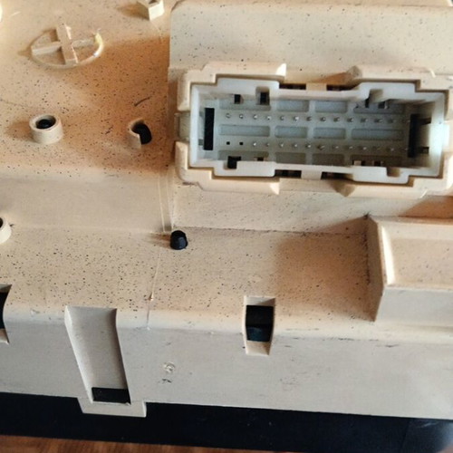 VW Passat 92 dashboard used with visible wear and scratches