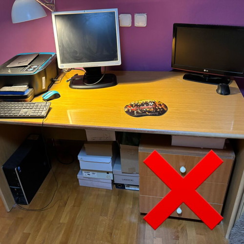Desk large used from business closure