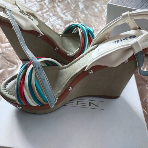 Italian women's sandals new, genuine leather, platform, with box, size 38