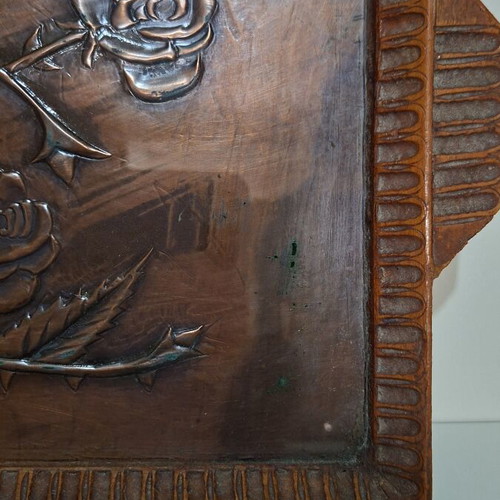 Wooden serving tray with integrated chalcography used