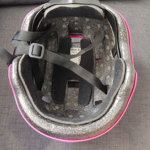 Oxelo helmet like new