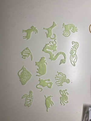 Decorative animals like new that glow in the dark, set of 13