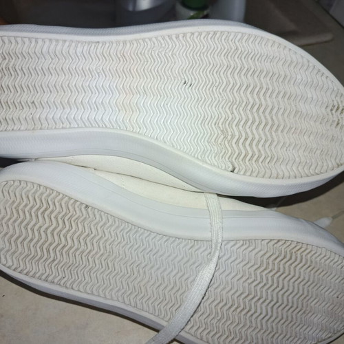 Lacoste white canvas men's sneakers size 42.5 like new