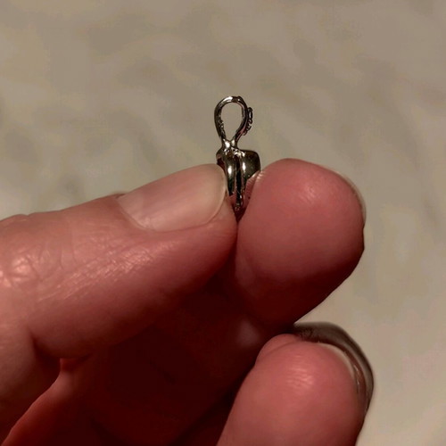 Blue pendant like new