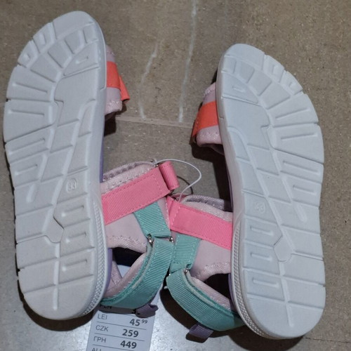Girls Sport Velcro Sandals size 33, brand new, colorful pink