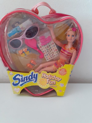 Sindy Holiday Fun doll new by Hasbro