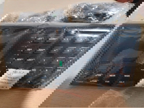 PTZ CONTROLLER με οθόνη καινούργιο στο κουτί του.