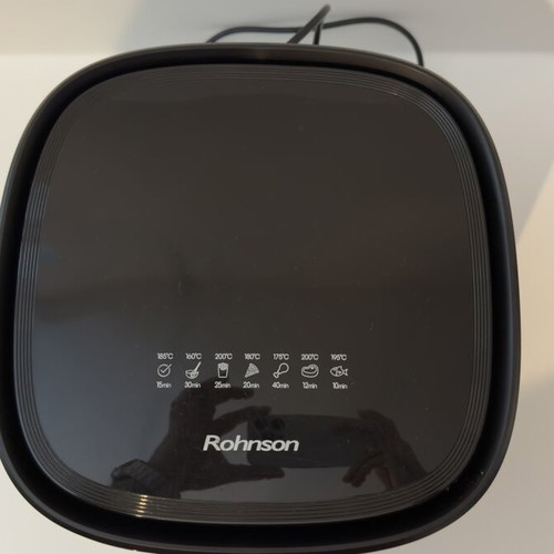 Rohnson Air Fryer R-2834 8L with Wi-Fi like new, black