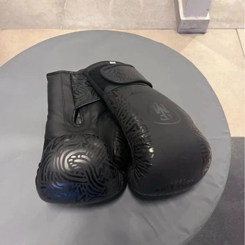 MegaFitness boxing bag set 170 cm with gloves, grey