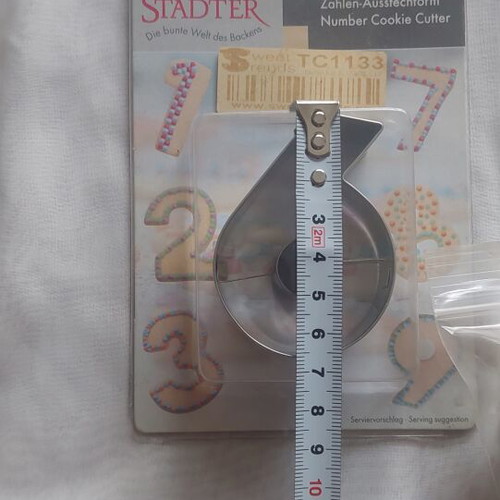 Number Cookie Cutters like new, set of 4