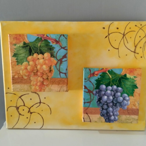 Decoupage frame like new, 30×40 cm, one large and two small canvases