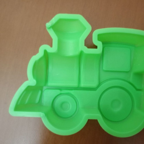Children's Sand and Bath Molds Set of 5 Like New