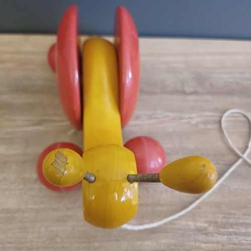 Kouvalias wooden toy used with minor wear on wheels