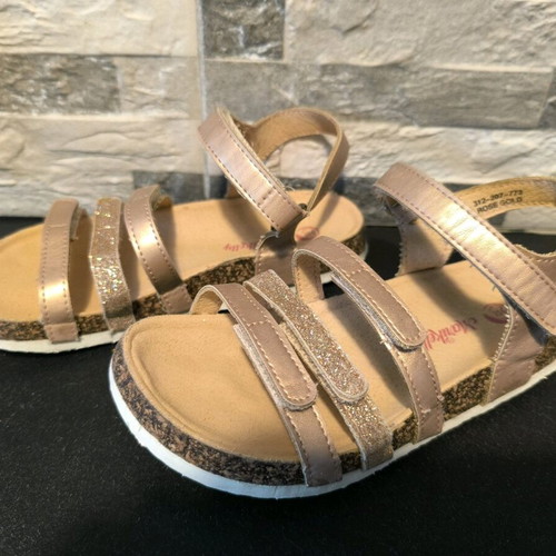 Girls' sandals used size 32