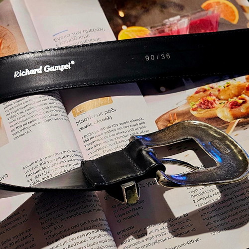 Richard Gampel leather belt new, black with silver buckles