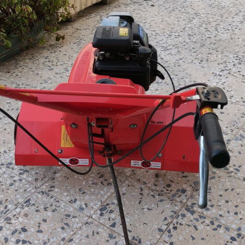 Italian tiller with Honda 5hp motor like new