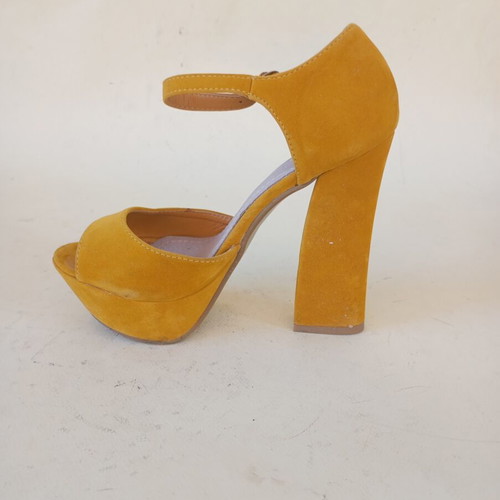 Yellow velour platform sandals like new, size 36