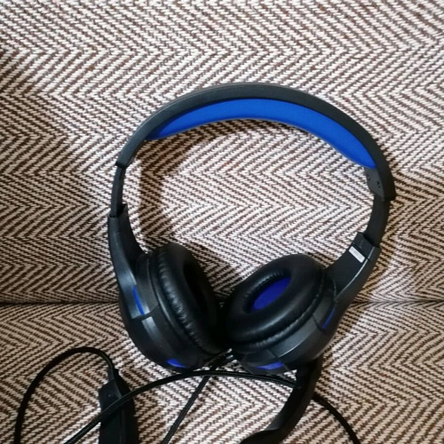 Ασύρματο ηχείακι Bluetooth i-JMB και ενσύρματο Gaming Headset Trust Gtx μεταχειρισμένα