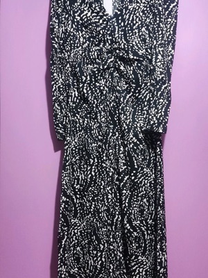 Mango women's dress Small new, balloon style, black and white