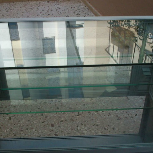 Professional display cases used, pack of 6, aluminum and glass