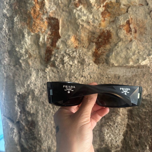 Prada glasses modern like new, unisex, black