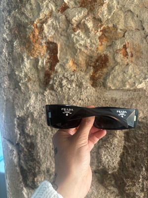 Prada glasses modern like new, unisex, black