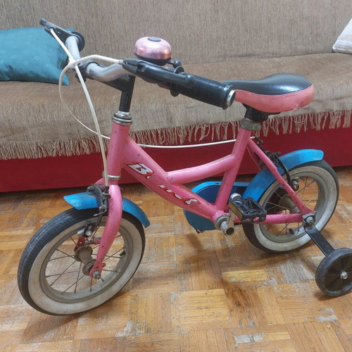 Children's bicycle like new, racing type, with V-Brakes