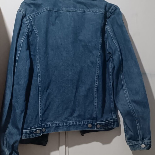 Lois denim jacket and Springfield shirt like new