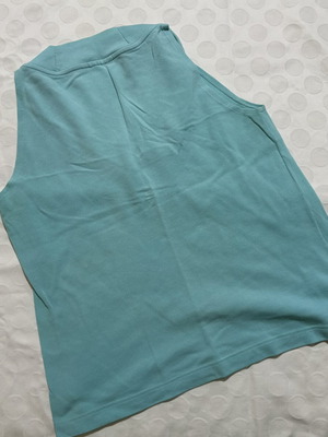 Lacoste vintage sleeveless top turquoise, like new, size S/M