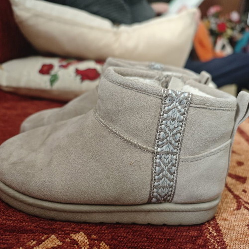 Saxo Blues children's boots size 30 like new, white beige