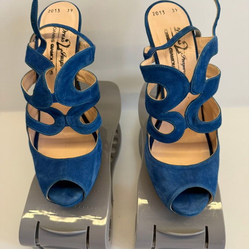 Dress2Impress blue electric leather platform sandals like new