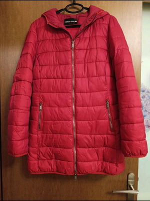 Women's long jacket used, red, size L, with small hole