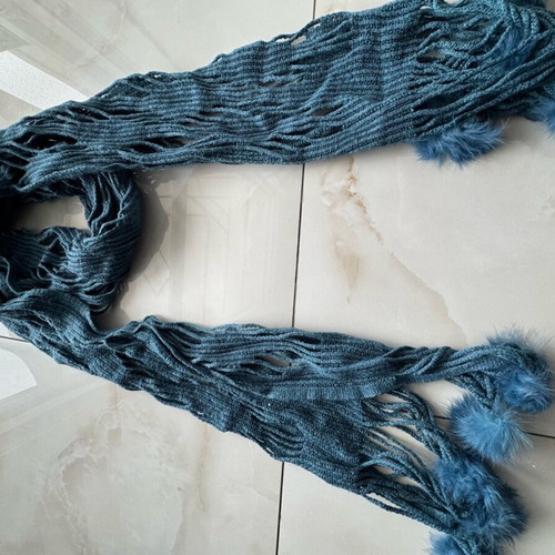 Scarf like new blue